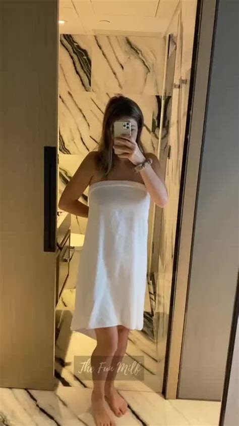 korean tits|towel drop. : r/BiggerThanYouThought